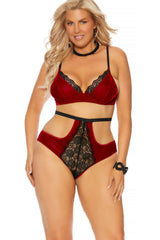 Plus Size Velvet And Lace Set With Underwire Cups Seasah